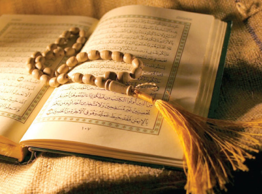 چرا قرآن در عربستان نازل شده و به زبان عربی است؟