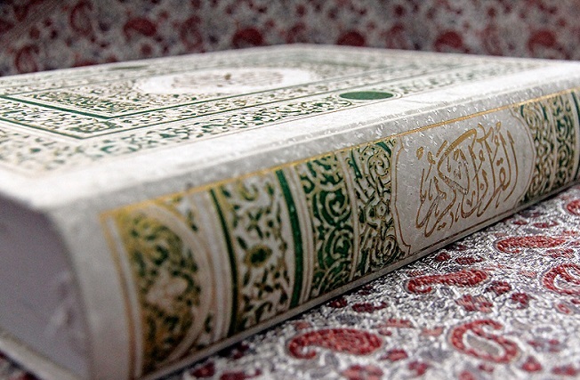 عالم مورد احترام در قرآن کیست