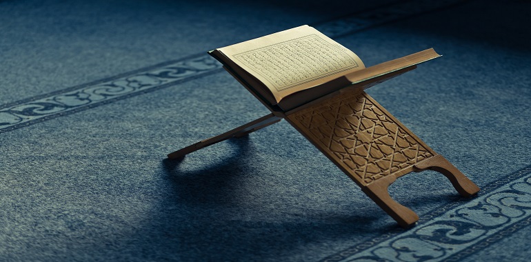 قرآن کتاب هدایت، هم برای عرب و هم برای عجم